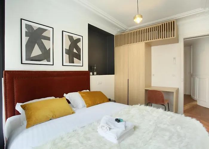 Residense Louvre Museum By Prestige Paříž