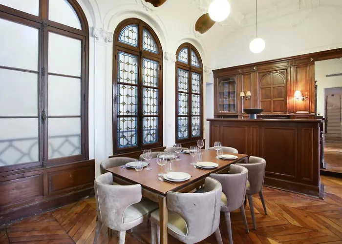 Residense Louvre Museum By Prestige Paříž