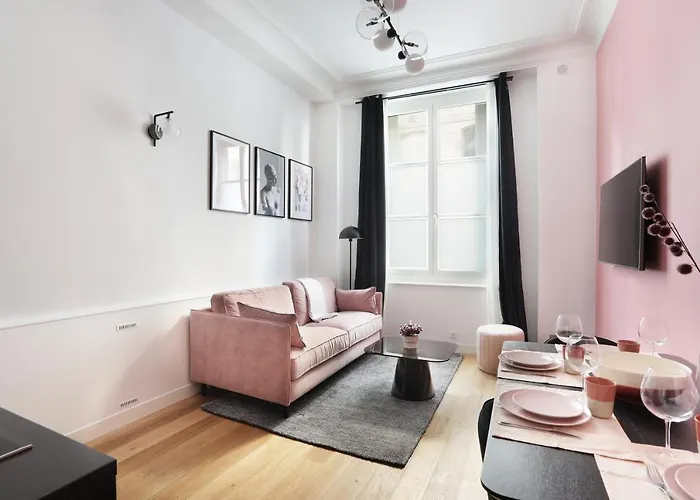 Residense Louvre Museum By Prestige * Paříž