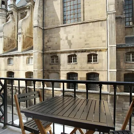 Residense Louvre Museum By Prestige Apartment