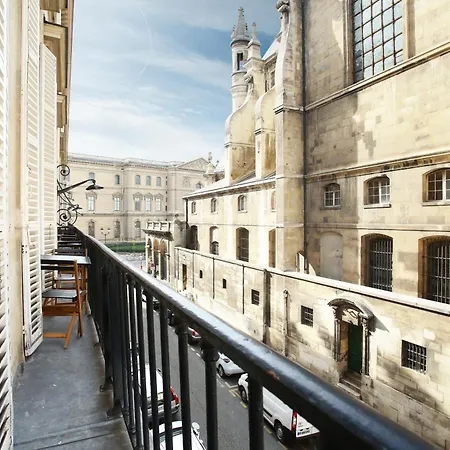 Residense Louvre Museum By Prestige Paris